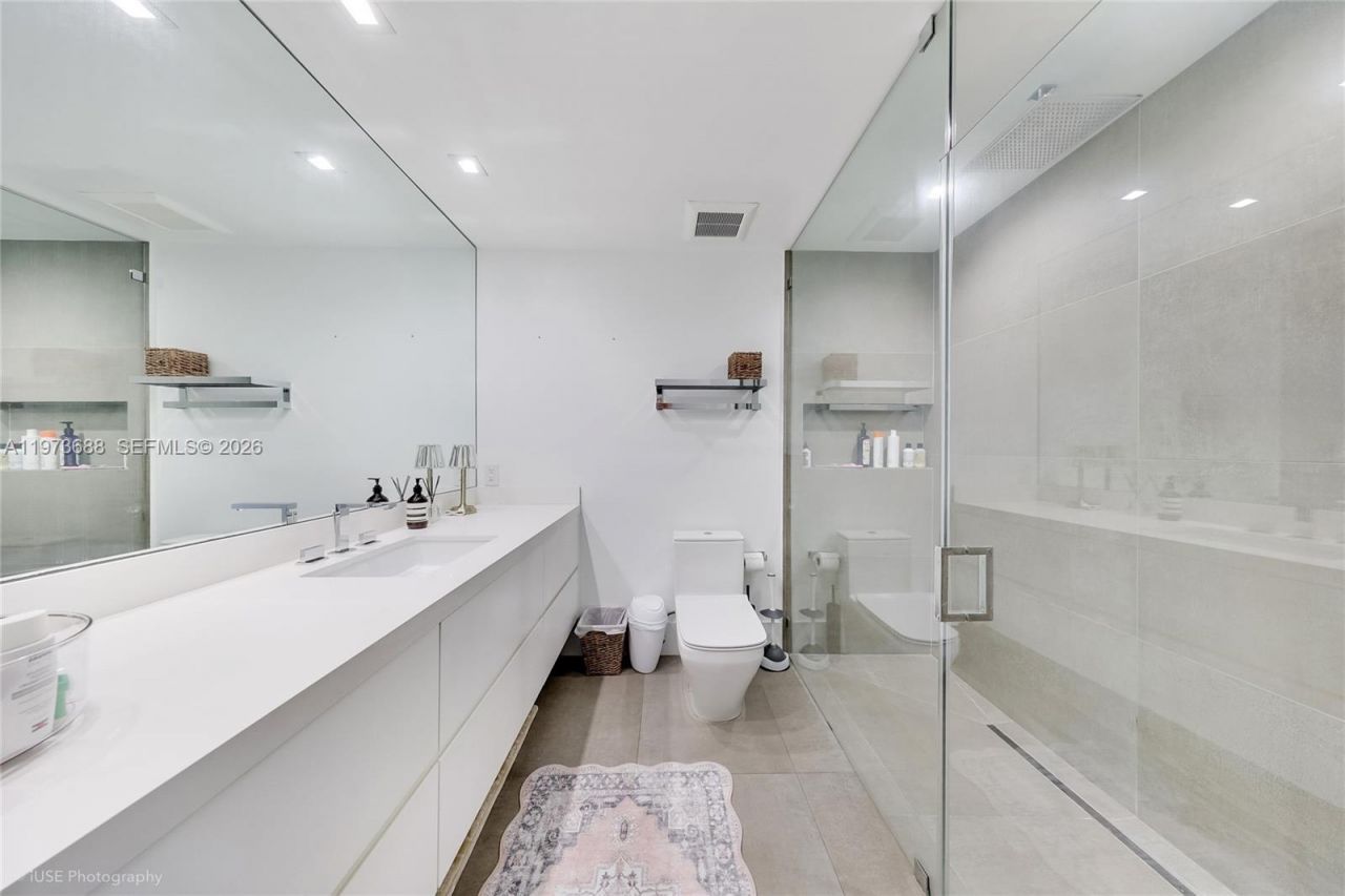 2815 Regatta Ave , Miami Beach, FL 33140 Photo