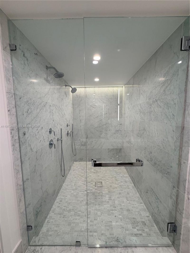 9221 E Bay Harbor Dr , Unit 307, Bay Harbor Islands, FL 33154 Photo