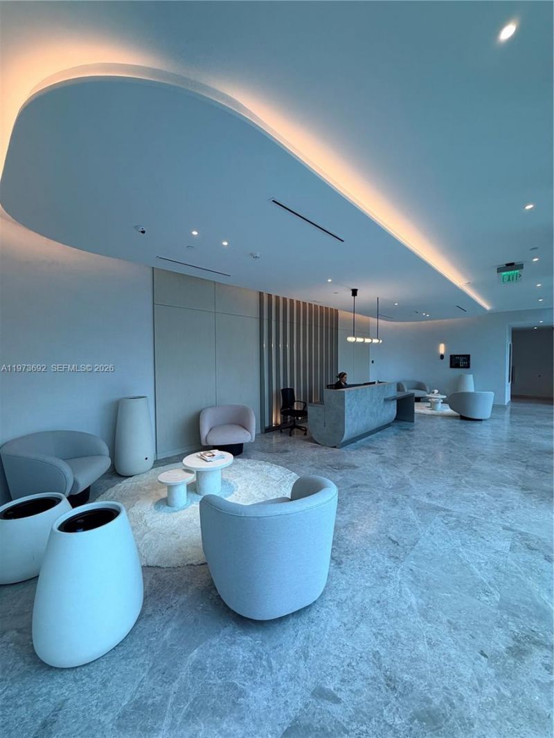 9221 E Bay Harbor Dr , Unit 307, Bay Harbor Islands, FL 33154 Photo