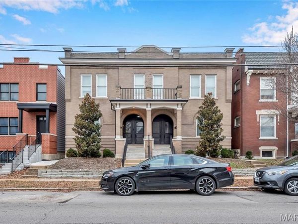 1041-1043 S Taylor Avenue, St Louis, MO 63110