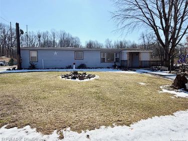 6787 Coon Hill Road, Henrietta Twp, MI 49259