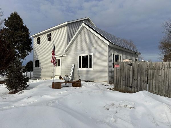 245 BLAINE STREET, Almond, WI 54909