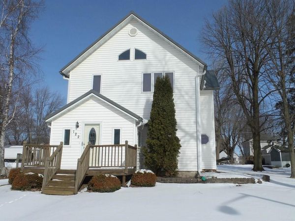 122 W SPRUCE STREET, Abbotsford, WI 54405