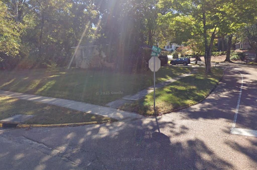 236 Sivley, Oxford, MS 38655 Main Photo