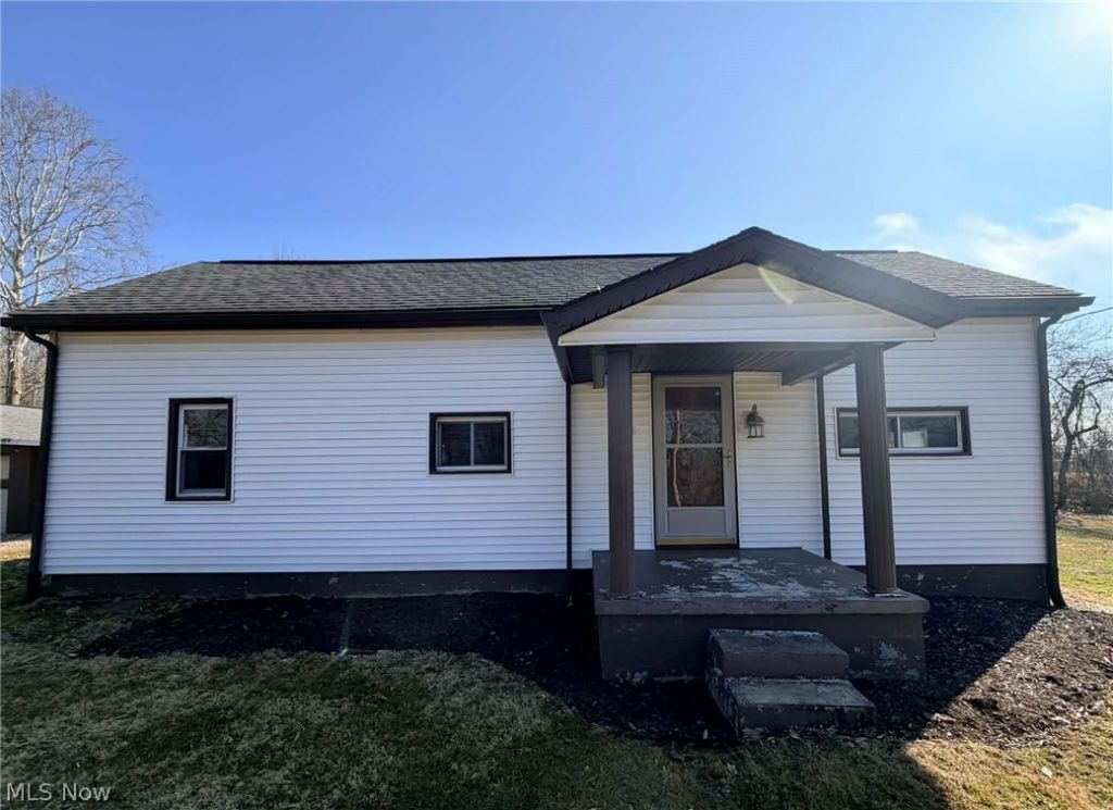 574 Brighton Boulevard, Zanesville, OH 43701 Main Photo