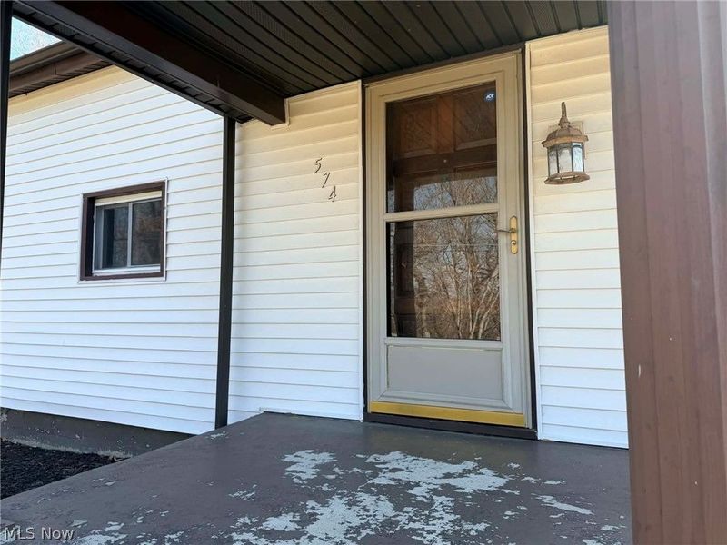 574 Brighton Boulevard, Zanesville, OH 43701 Photo 3