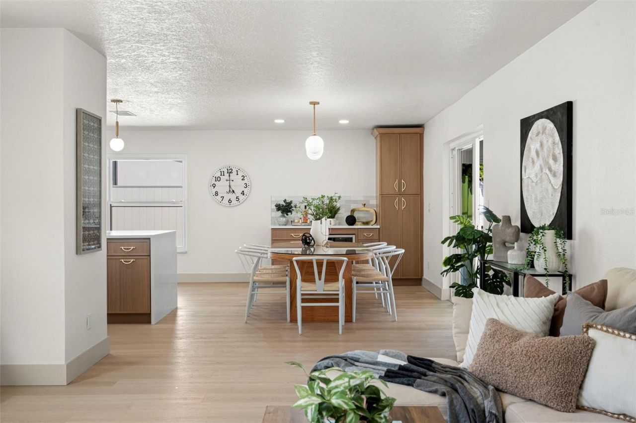 6567 22nd Street N, Saint Petersburg, FL 33702 Photo