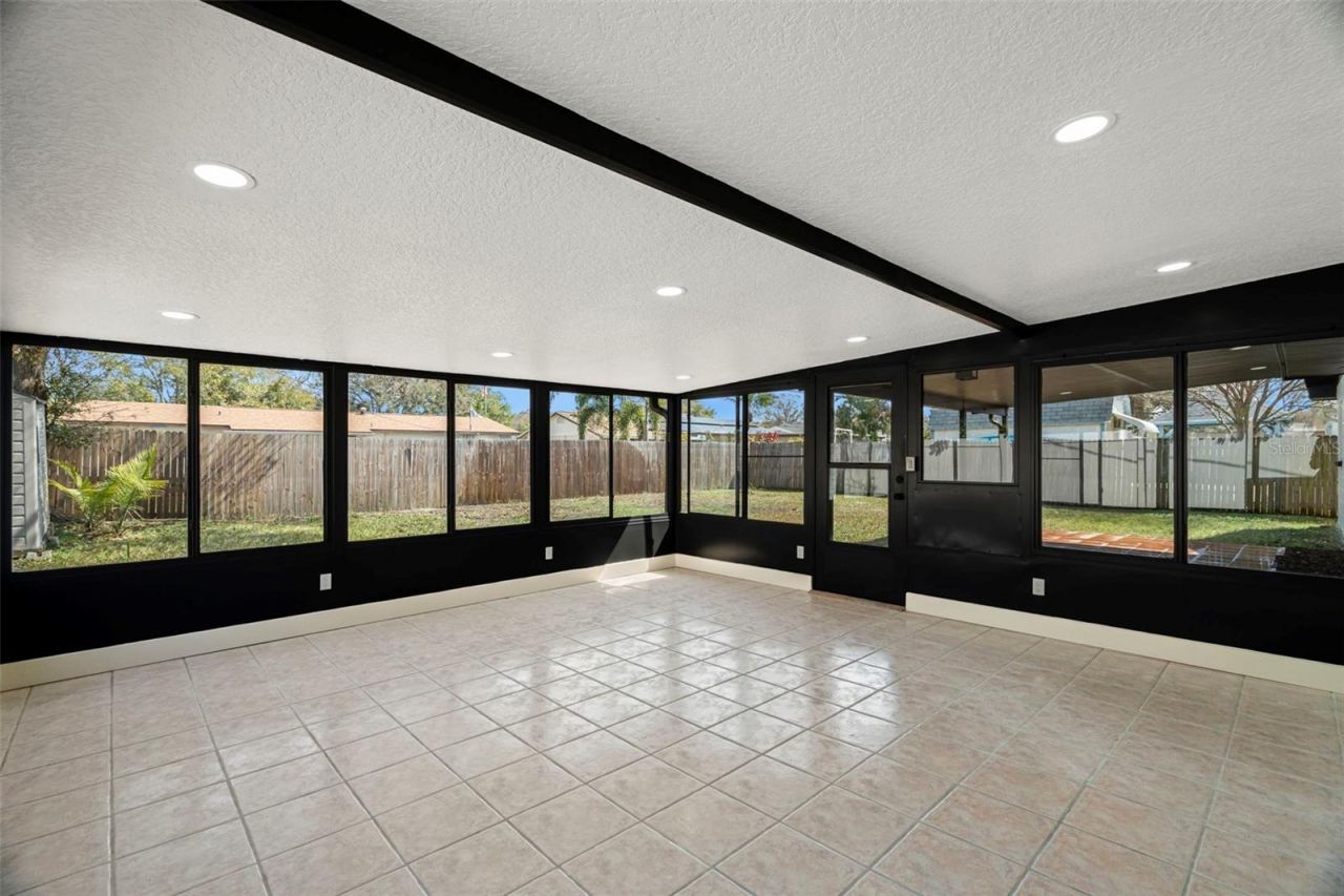 6567 22nd Street N, Saint Petersburg, FL 33702 Photo