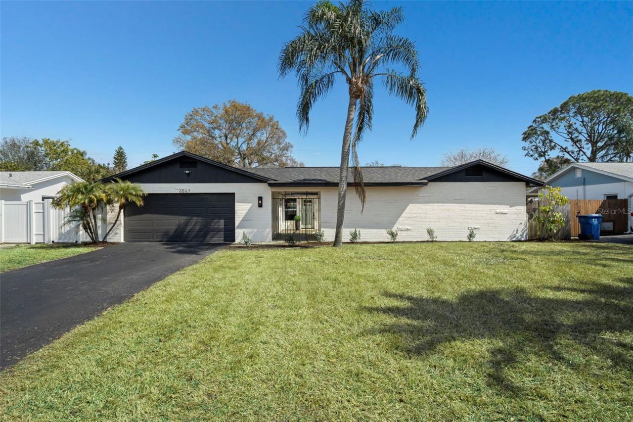 6567 22nd Street N, Saint Petersburg, FL 33702 Photo