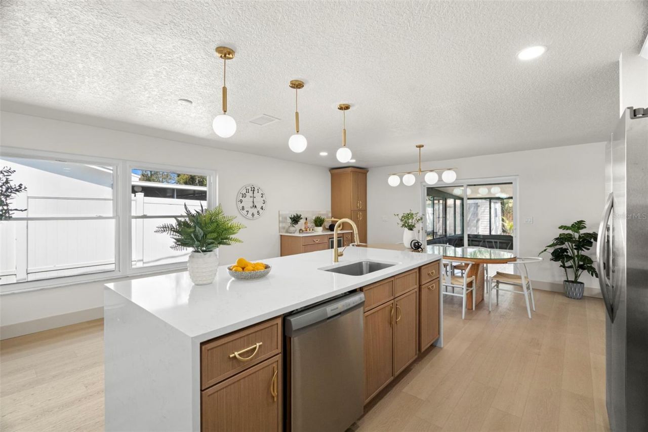 6567 22nd Street N, Saint Petersburg, FL 33702 Photo