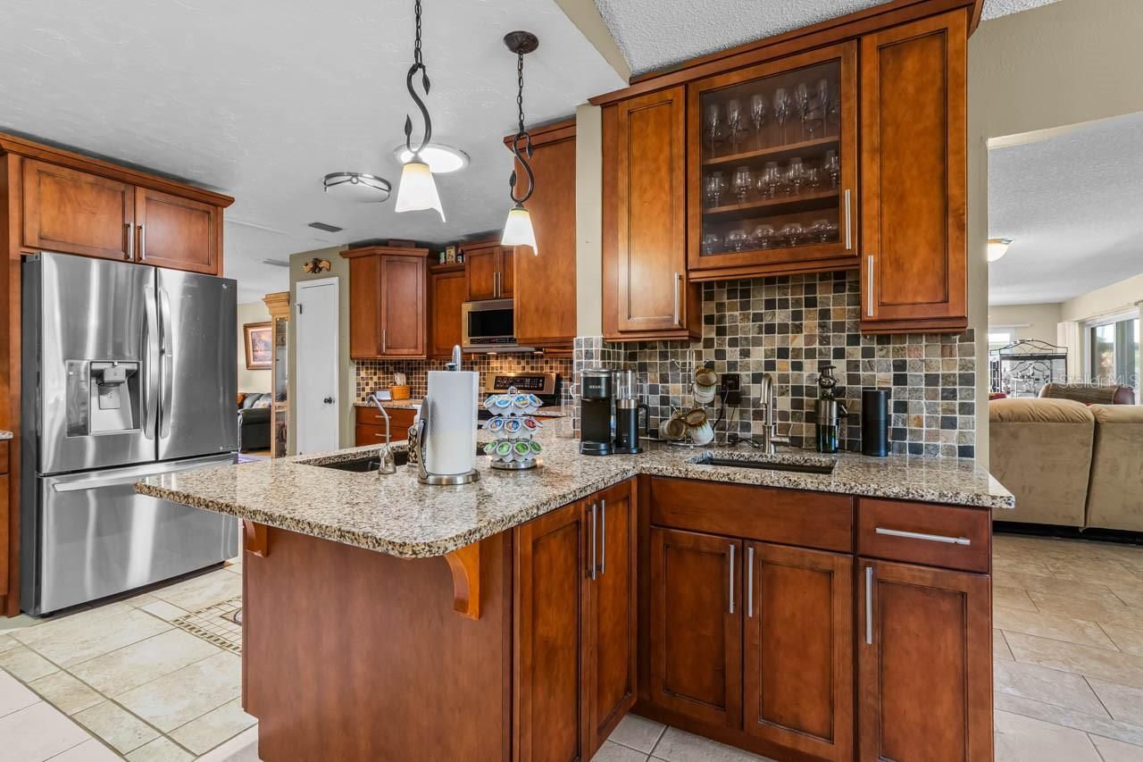 1917 E View Drive, Sun City Center, FL 33573 Photo