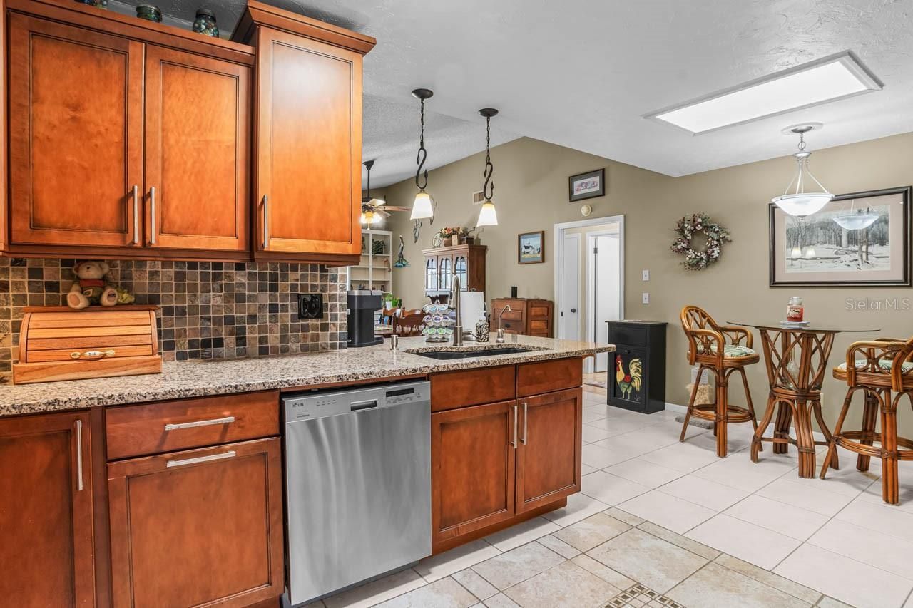 1917 E View Drive, Sun City Center, FL 33573 Photo