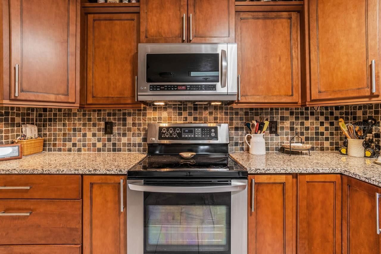 1917 E View Drive, Sun City Center, FL 33573 Photo