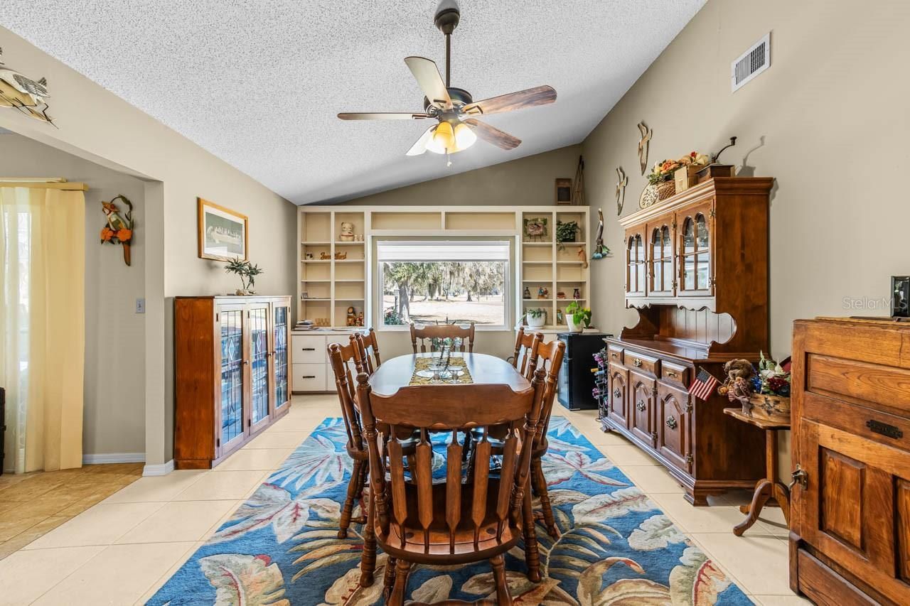 1917 E View Drive, Sun City Center, FL 33573 Photo