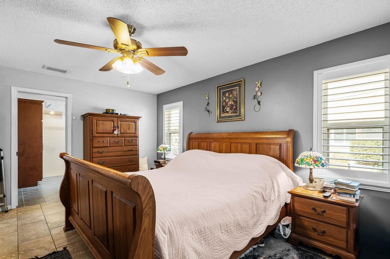 1917 E View Drive, Sun City Center, FL 33573 Photo