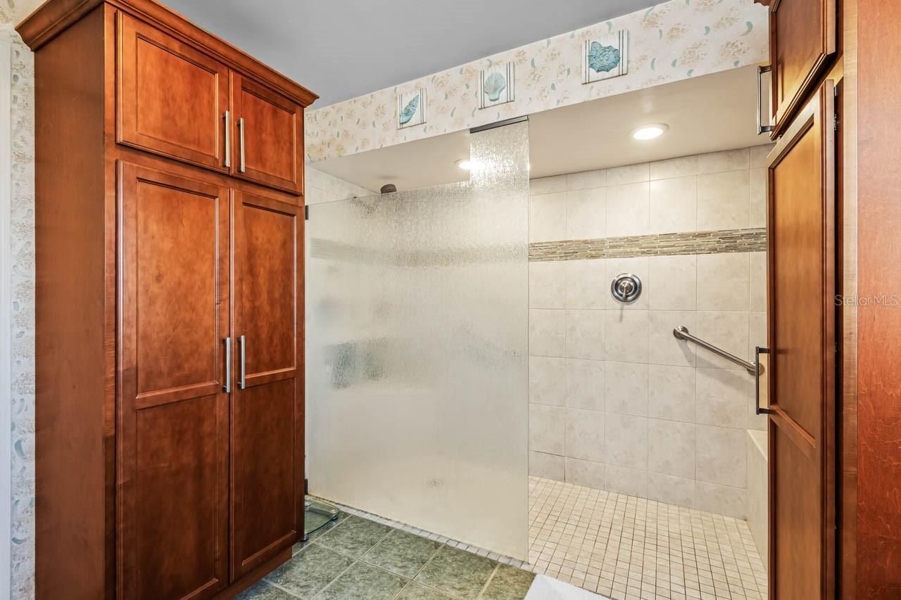 1917 E View Drive, Sun City Center, FL 33573 Photo