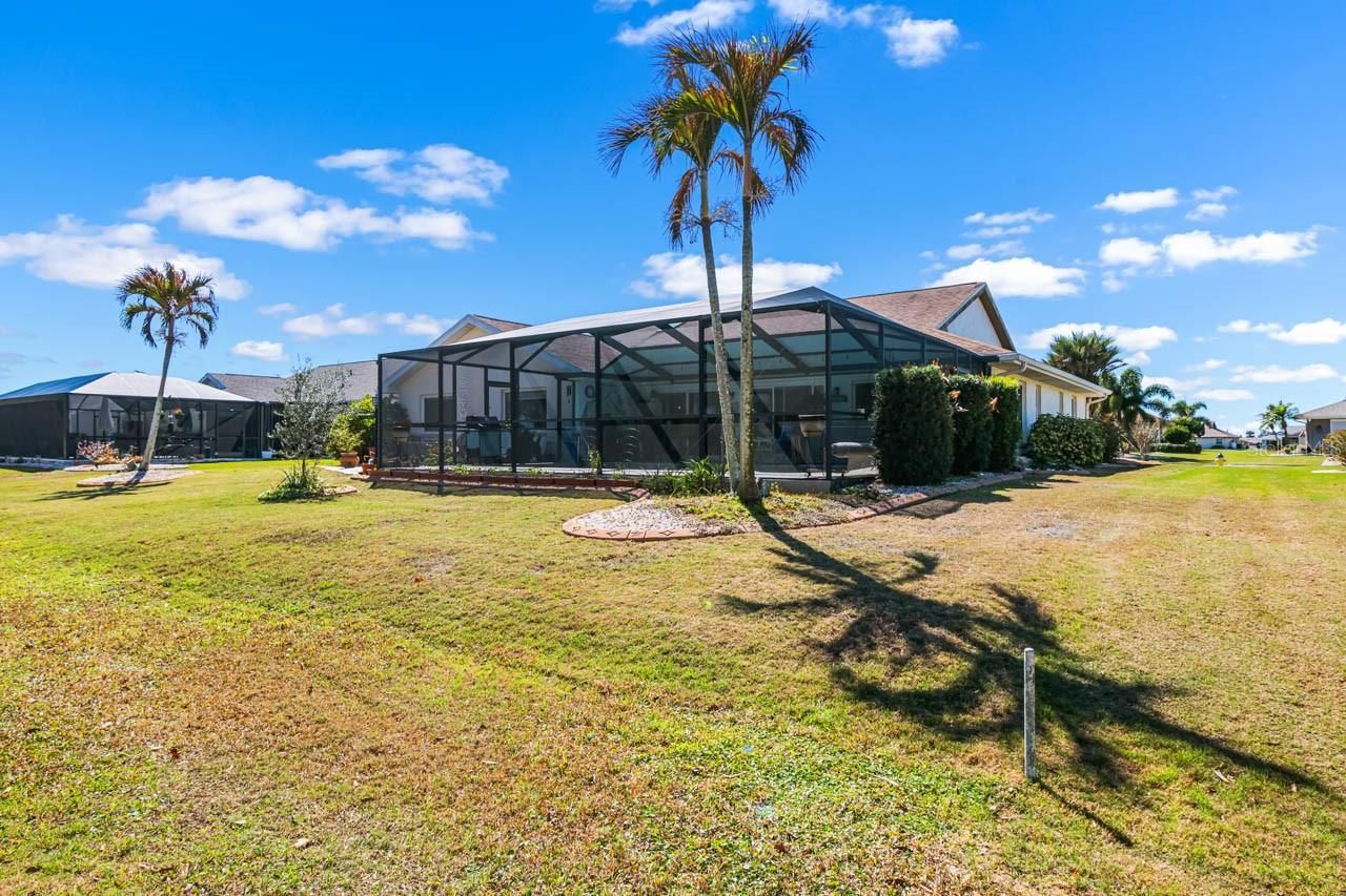 1917 E View Drive, Sun City Center, FL 33573 Photo