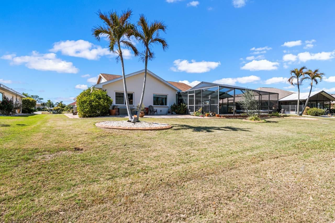 1917 E View Drive, Sun City Center, FL 33573 Photo