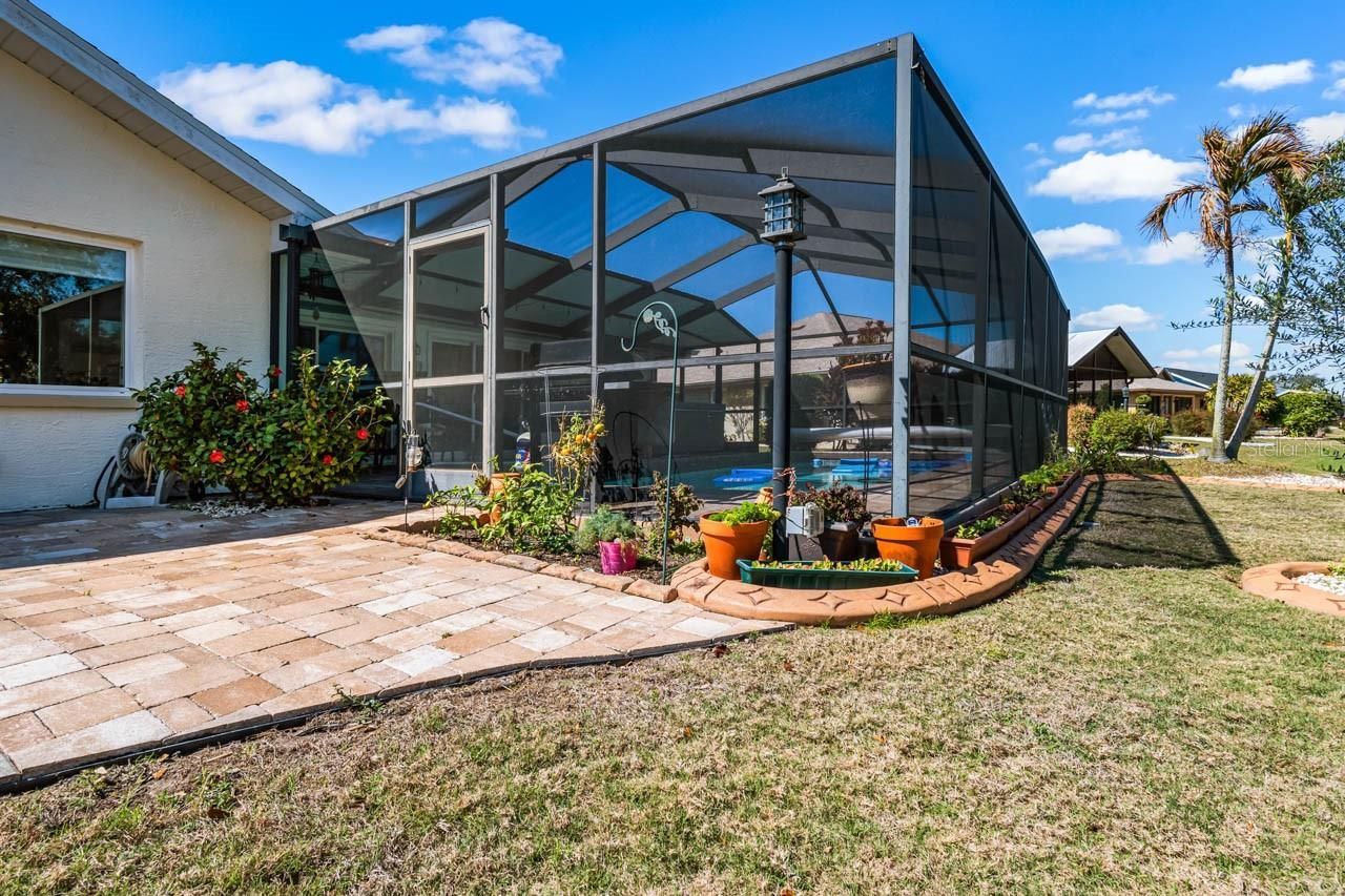 1917 E View Drive, Sun City Center, FL 33573 Photo