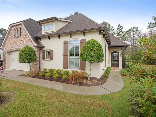 958 GRAND TURK Court, Covington, LA 70433