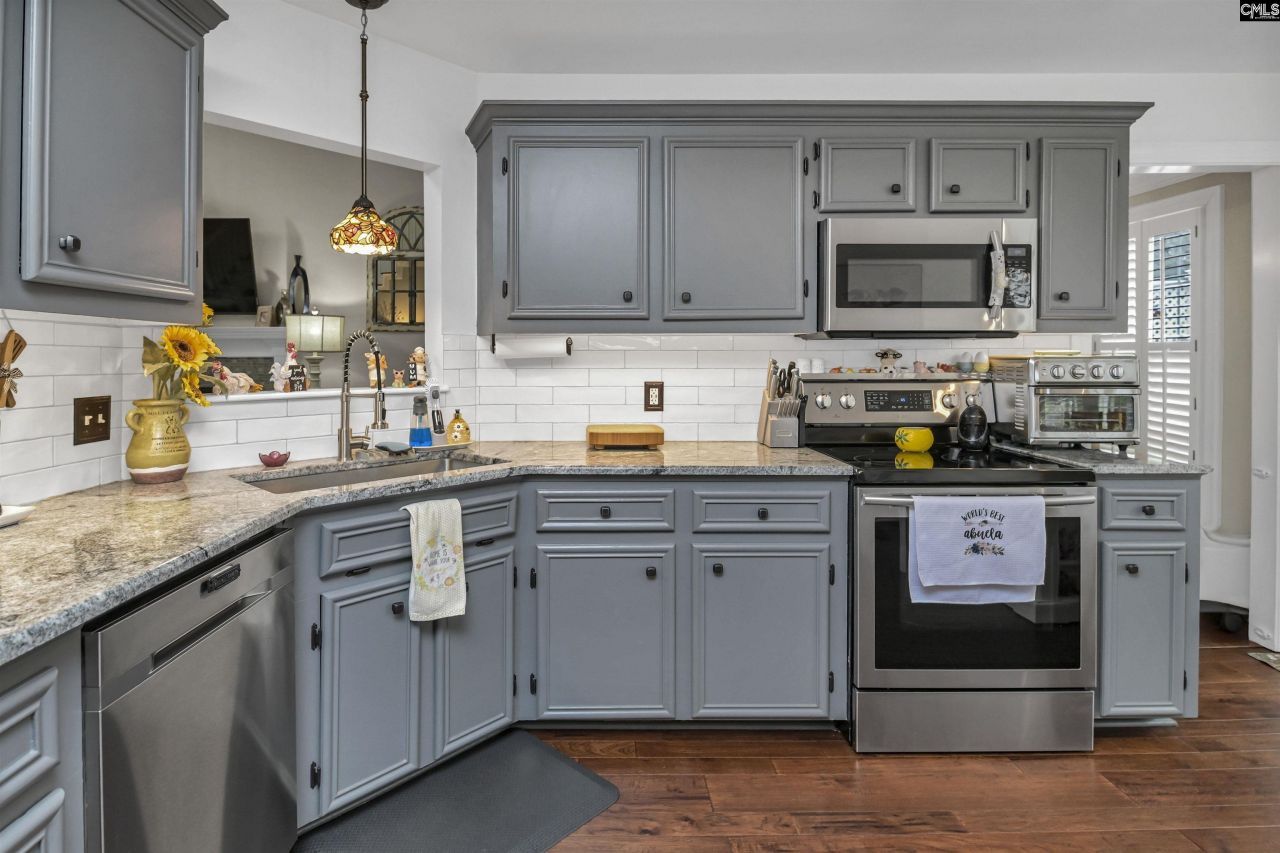 821 Mallard Lakes Drive Photo 10