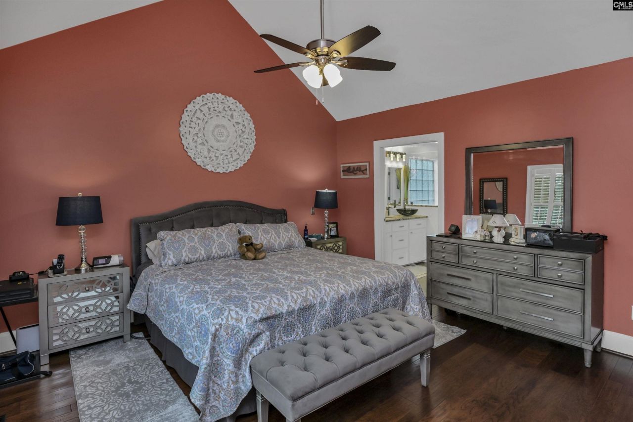 821 Mallard Lakes Drive Photo 14