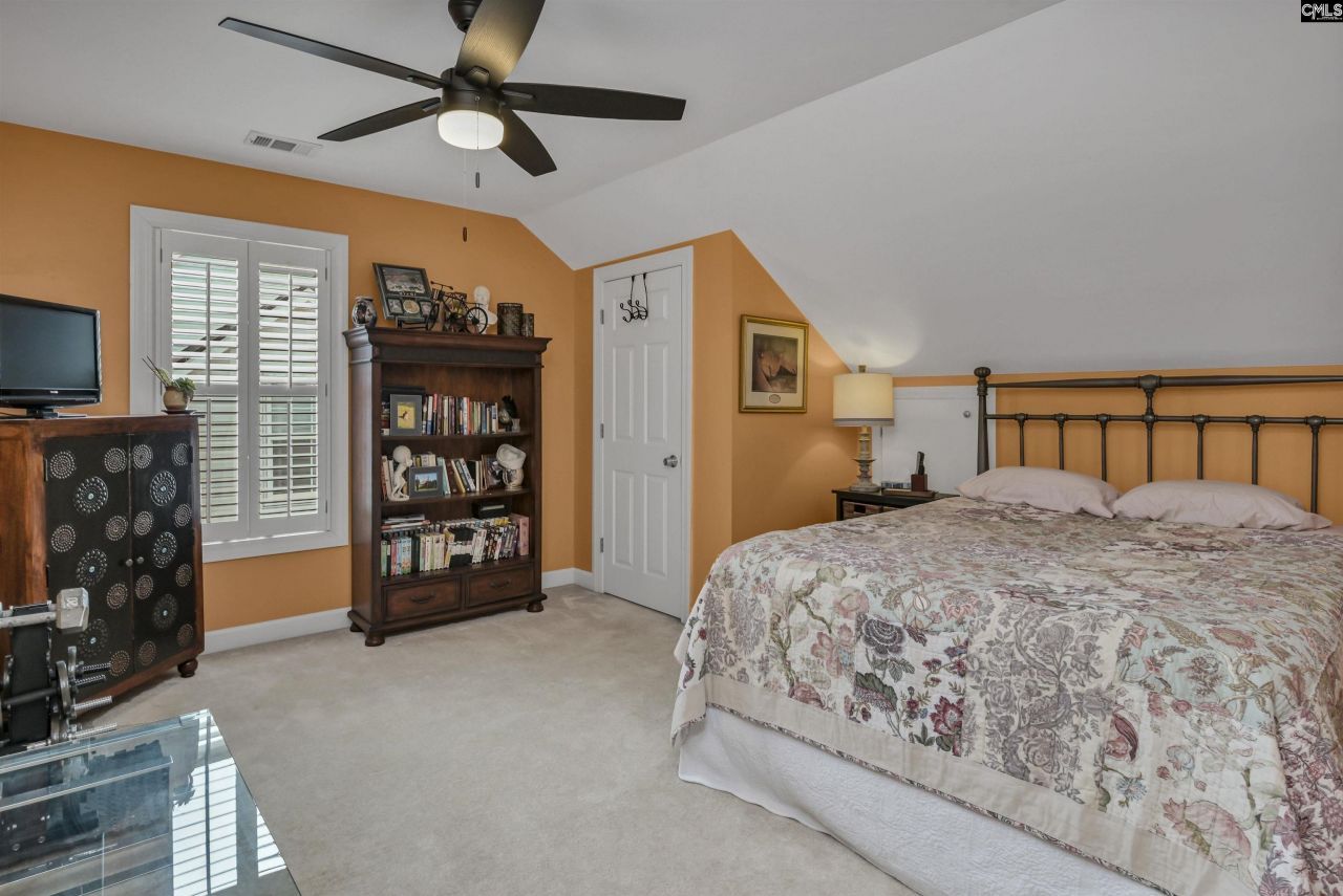 821 Mallard Lakes Drive Photo 23