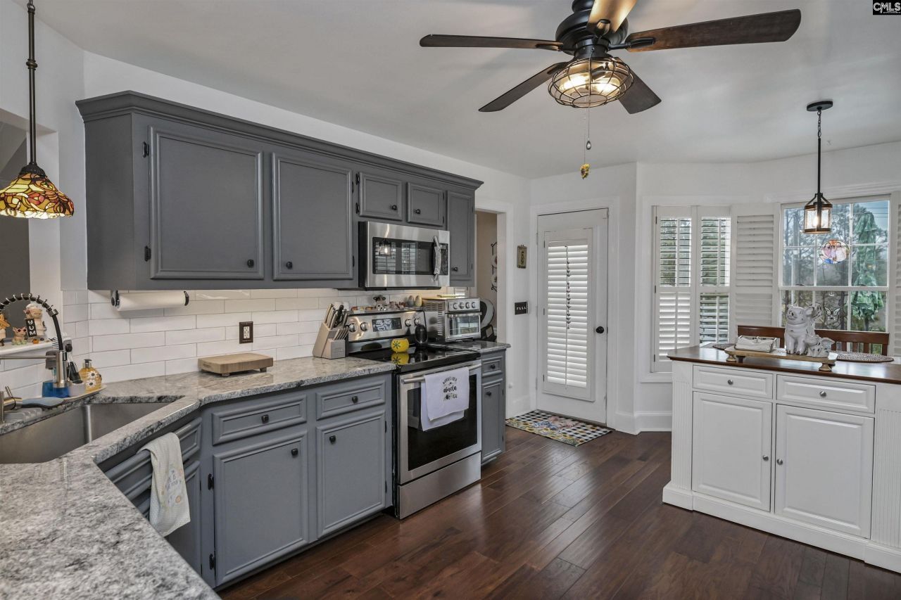 821 Mallard Lakes Drive Photo 8