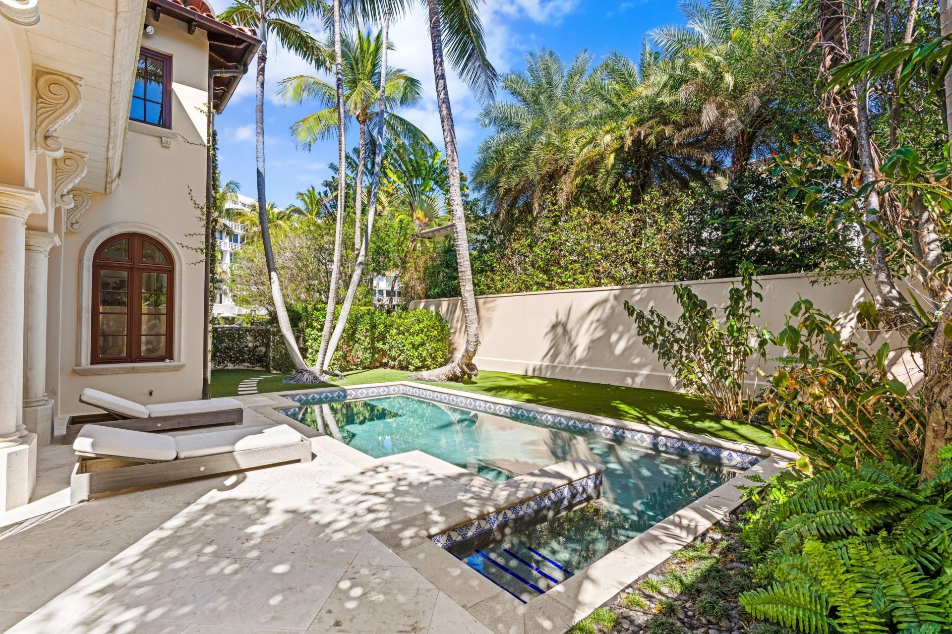 160 Sunset Avenue, Palm Beach, FL 33480 Photo