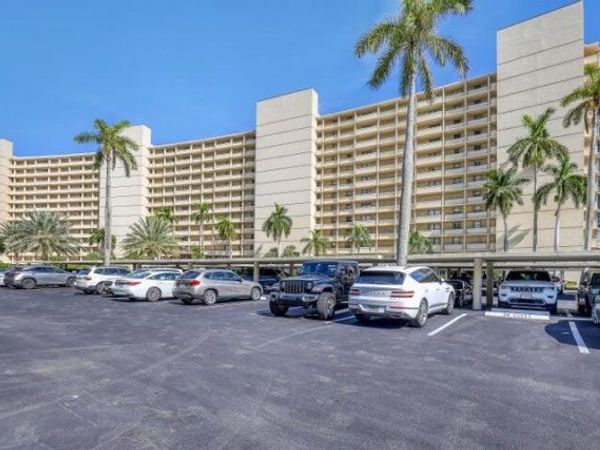 124 Lakeshore Drive, Unit 1130, North Palm Beach, FL 33408