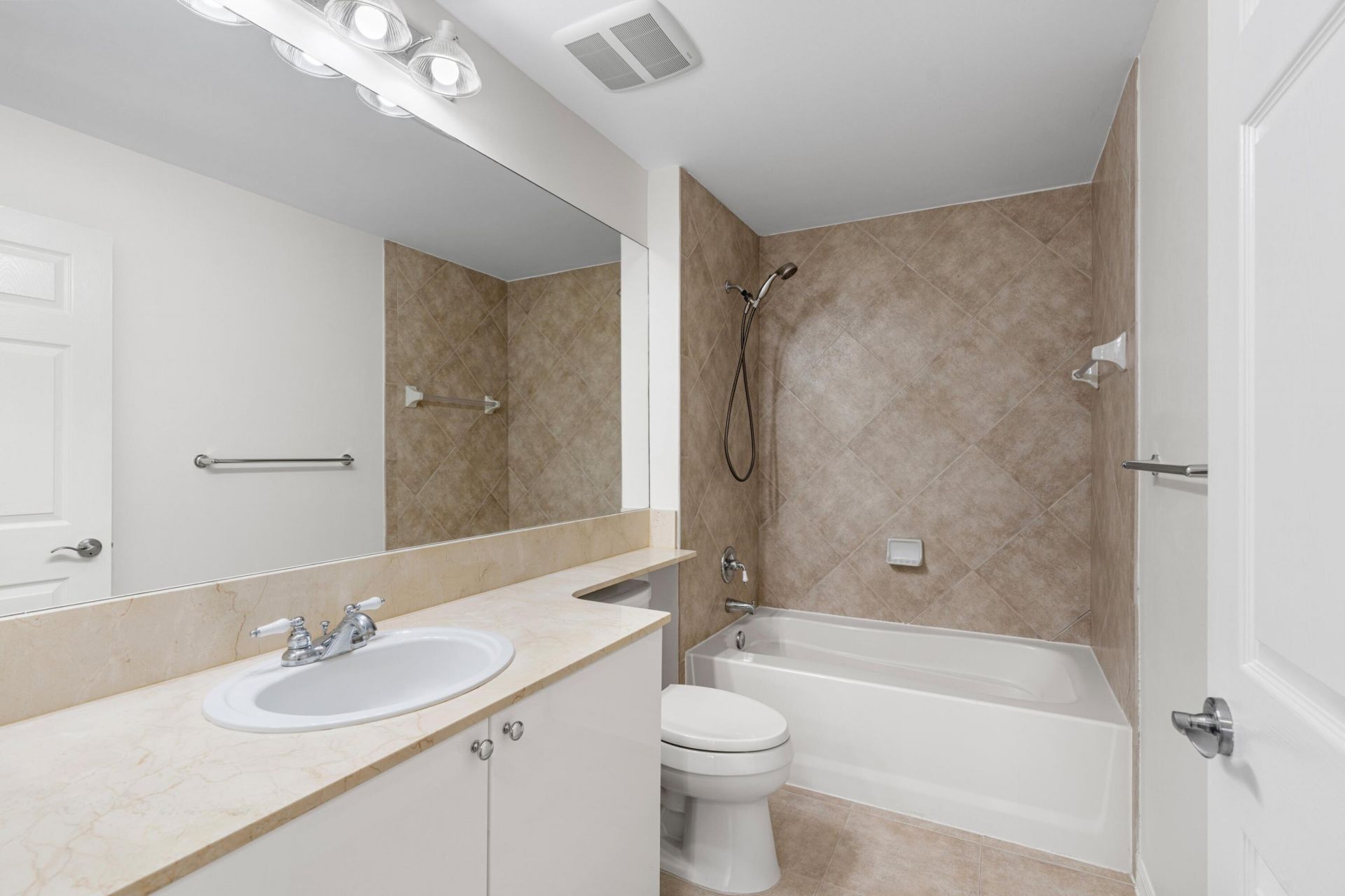 233 S Federal Highway, Unit 405, Boca Raton, FL 33432 Photo