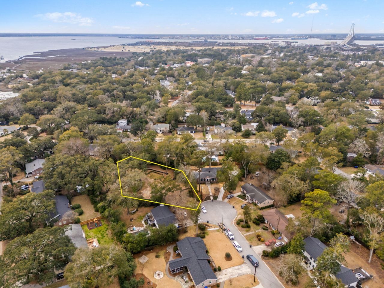 1042 Chambers Lane Photo 16