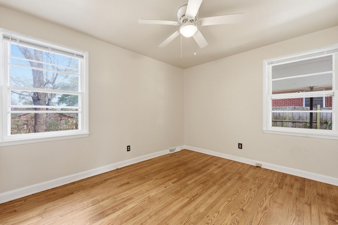 4126 Oakridge Drive Photo 24