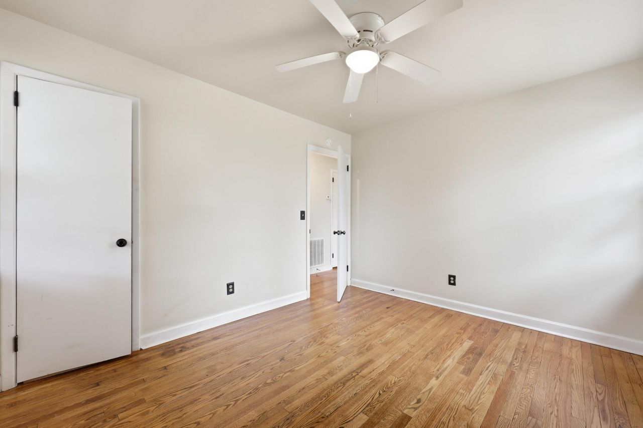 4126 Oakridge Drive Photo 25