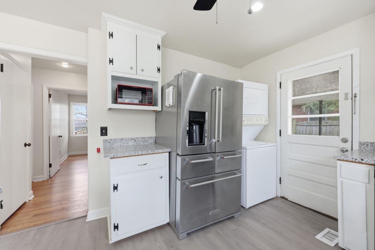 4126 Oakridge Drive Photo 4