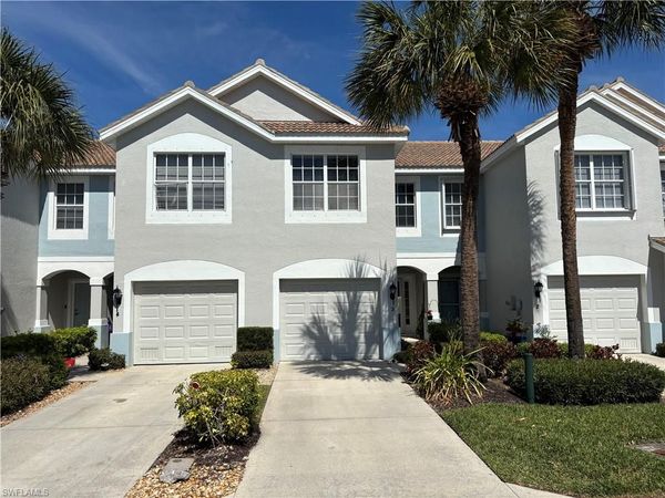 8451 Village Edge CIR, Unit 3, FORT MYERS, FL 33919