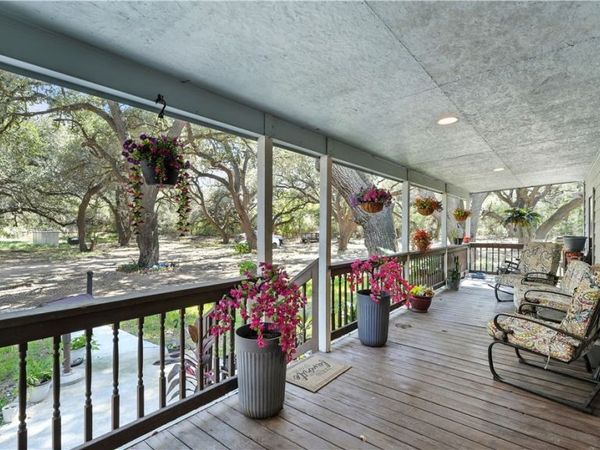 1784 Fm 538, Stockdale, TX 78160