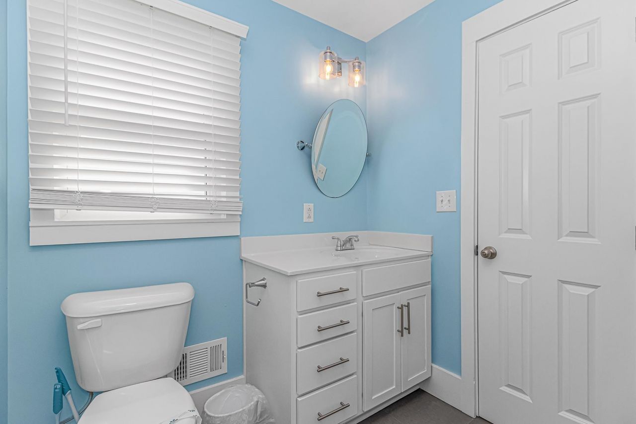 304 42nd Ave. N  Photo 29