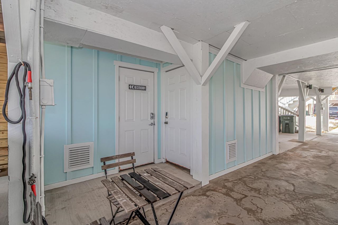 304 42nd Ave. N  Photo 36