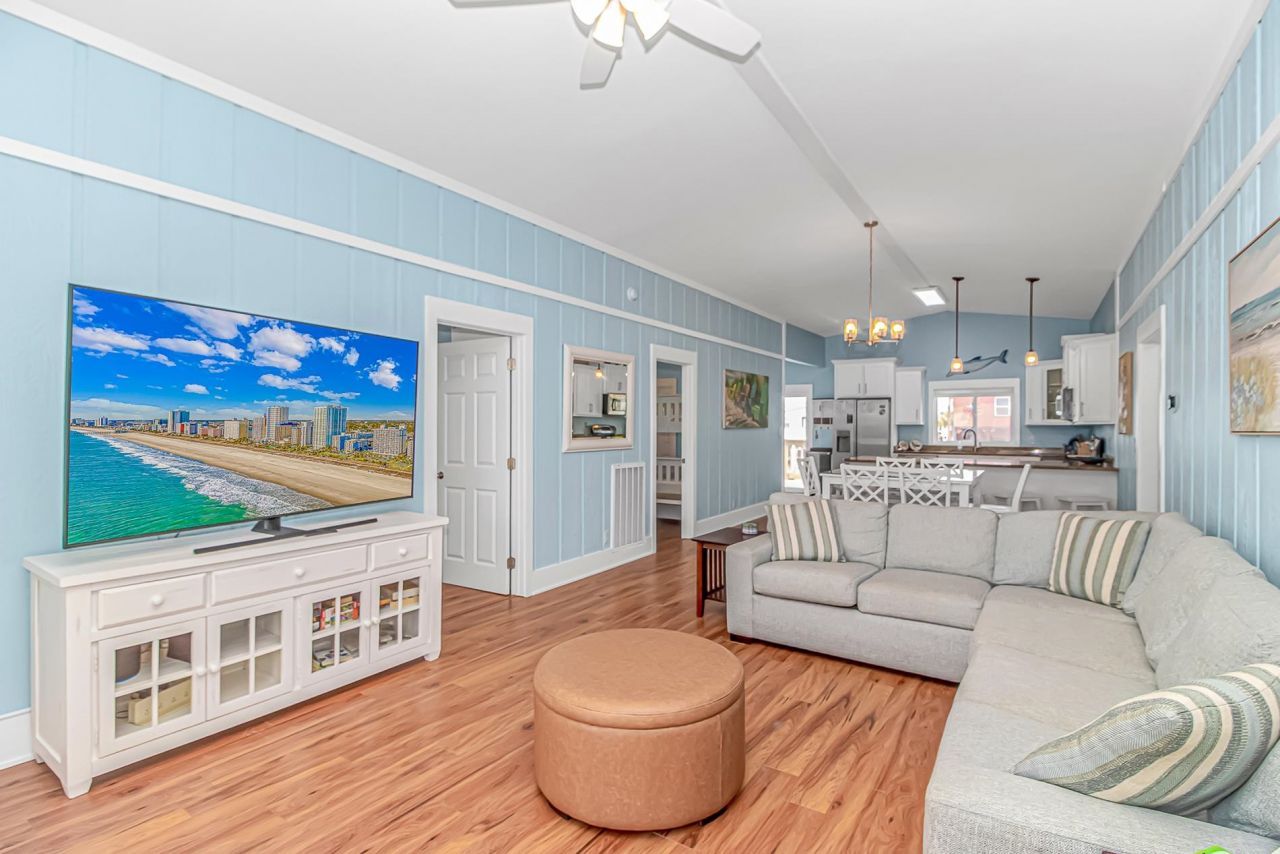 304 42nd Ave. N  Photo 8