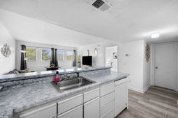 5905 S Kings Hwy.  photo 4