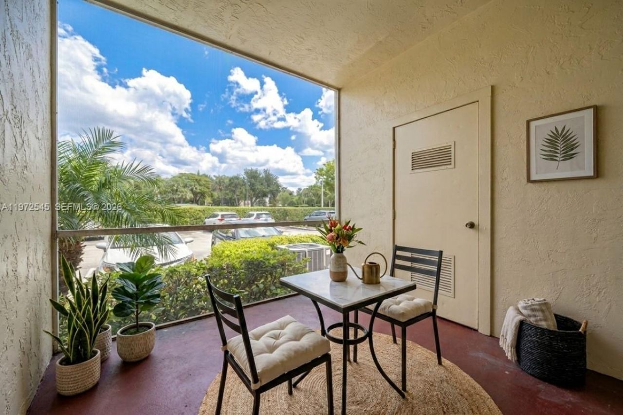 15285 SW 107th Ln , Unit 201, Miami, FL 33196 Photo