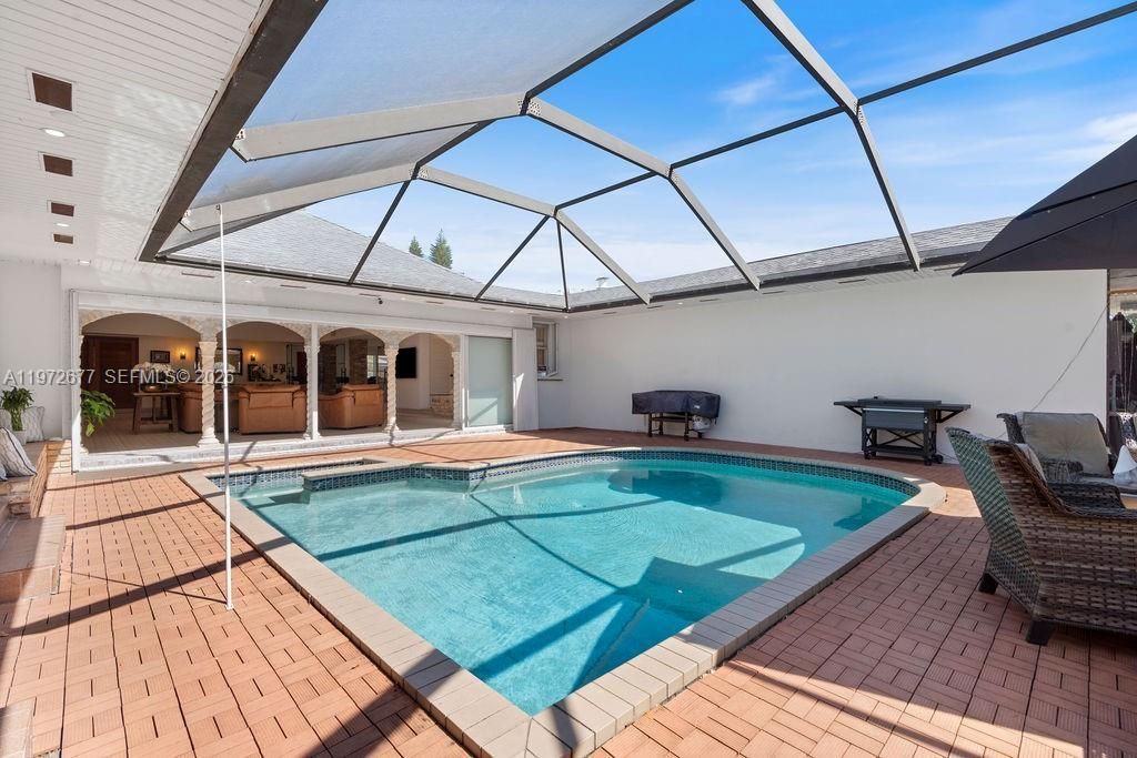 13780 SW 73rd Ct, Palmetto Bay, FL 33158 Photo