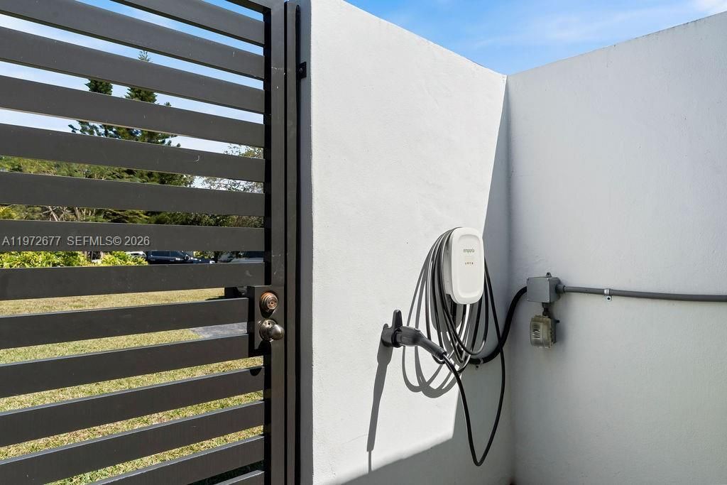 13780 SW 73rd Ct, Palmetto Bay, FL 33158 Photo