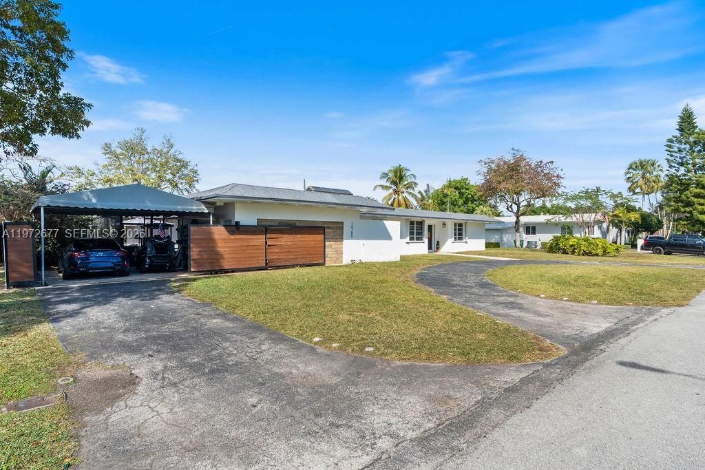 13780 SW 73rd Ct, Palmetto Bay, FL 33158 Photo