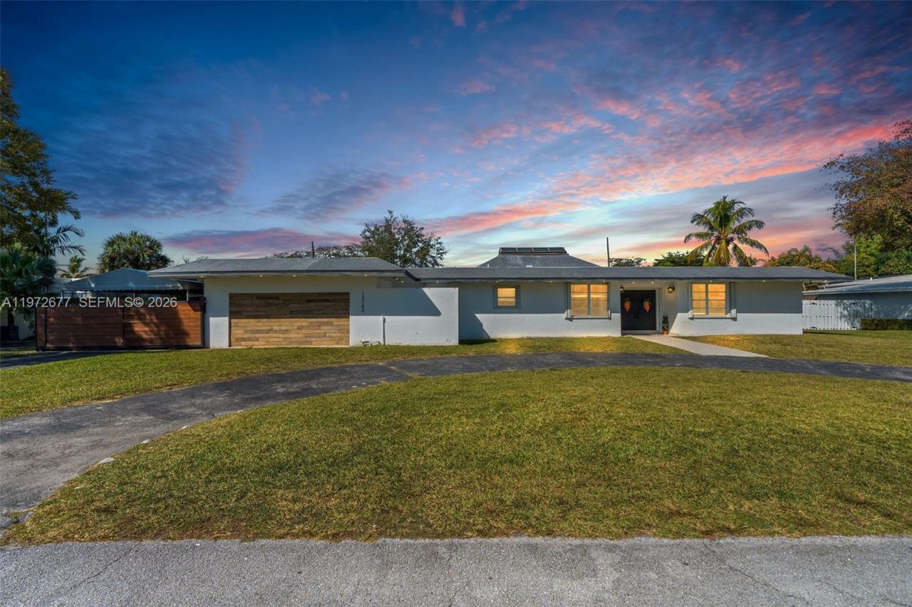 13780 SW 73rd Ct, Palmetto Bay, FL 33158 Photo