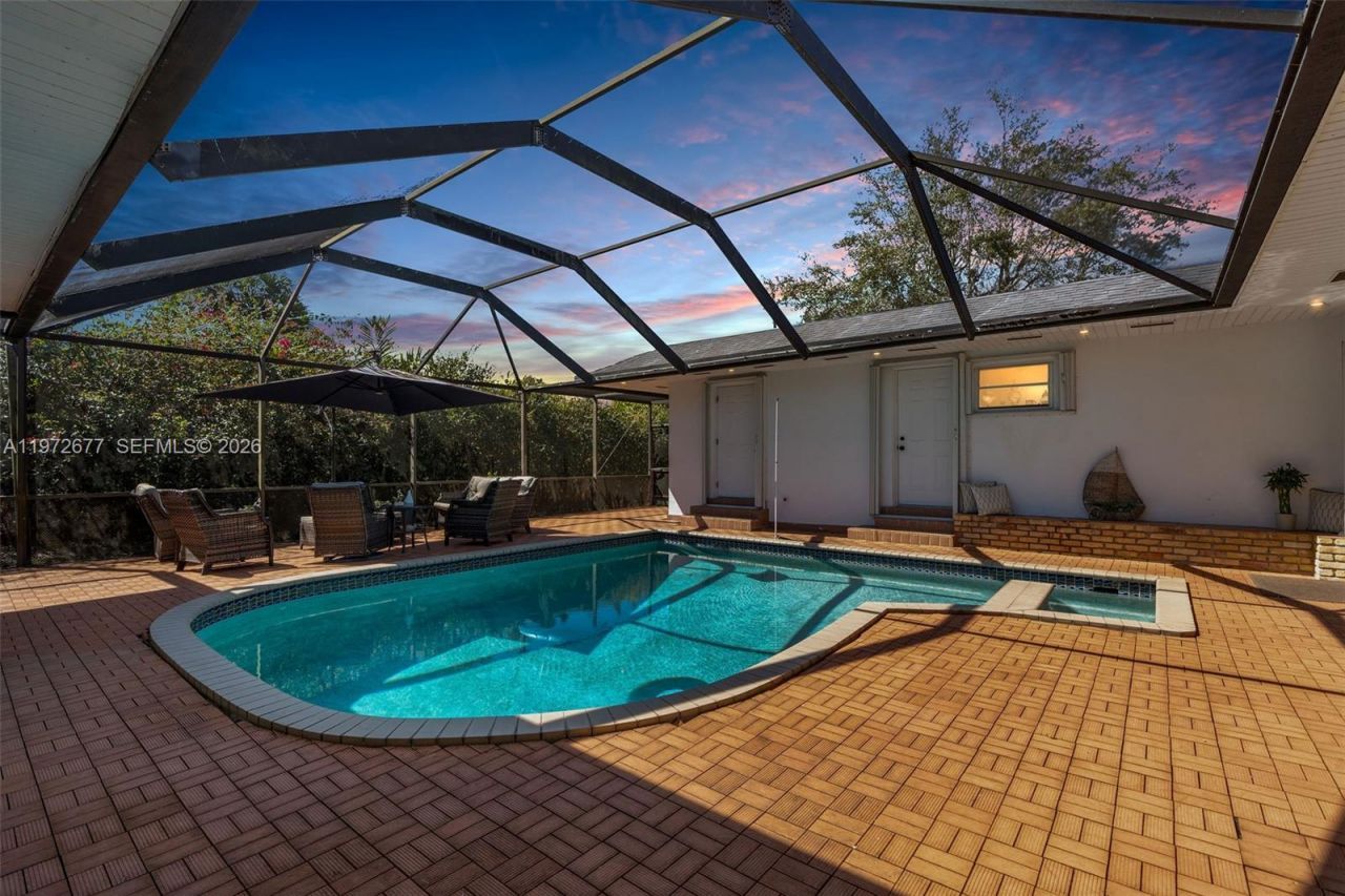 13780 SW 73rd Ct, Palmetto Bay, FL 33158 Photo