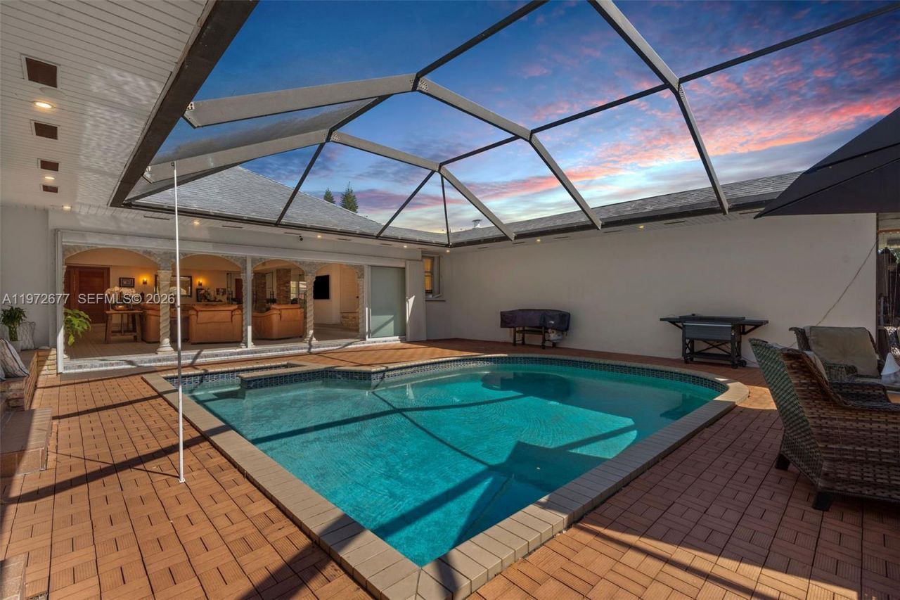 13780 SW 73rd Ct, Palmetto Bay, FL 33158 Photo