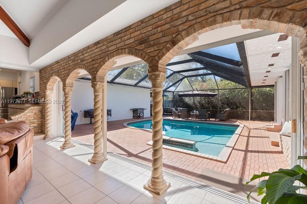 13780 SW 73rd Ct, Palmetto Bay, FL 33158 Photo