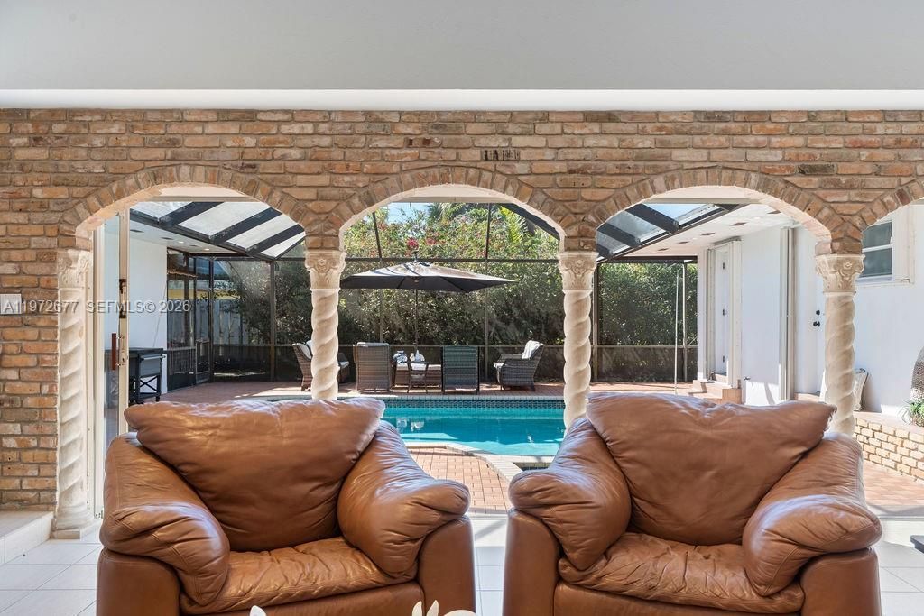 13780 SW 73rd Ct, Palmetto Bay, FL 33158 Photo